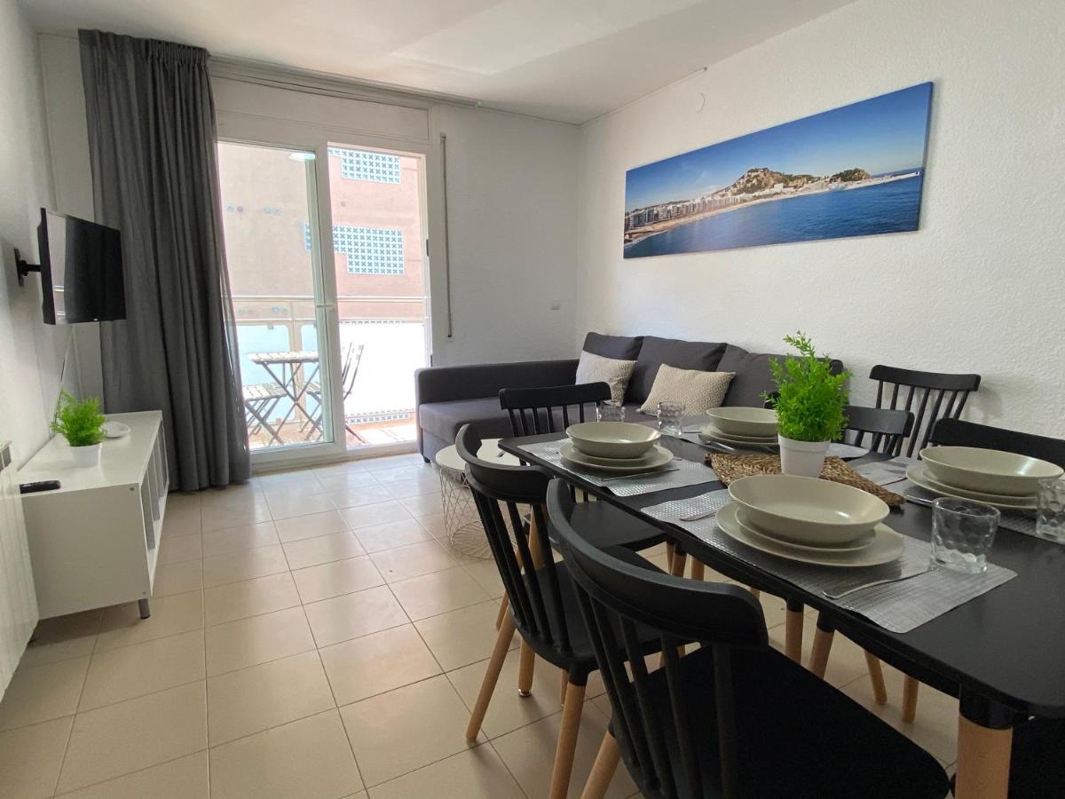 Apartamentos Ar Isern 블랑스 외부 사진