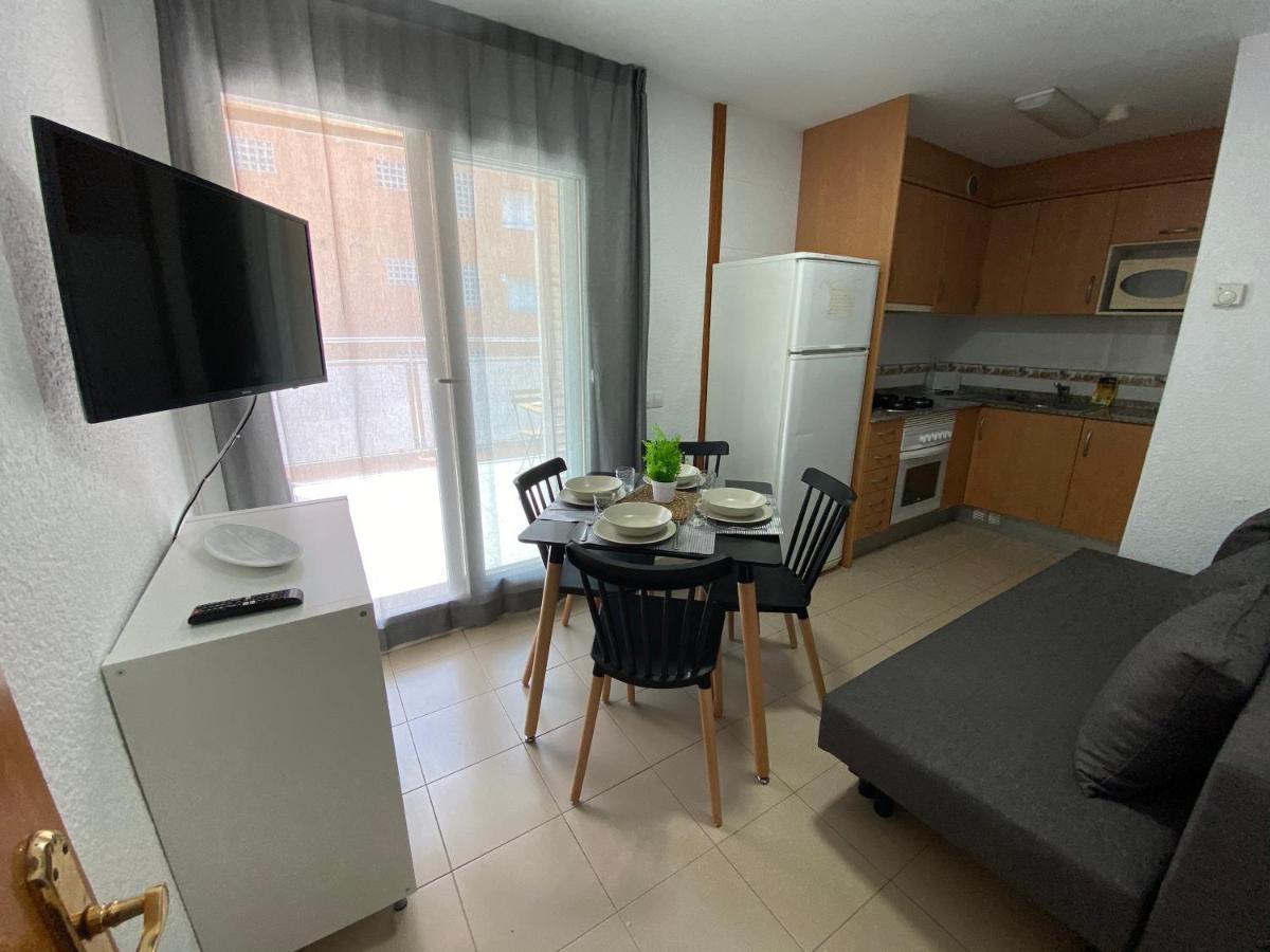 Apartamentos Ar Isern 블랑스 외부 사진