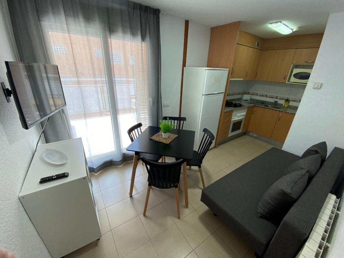 Apartamentos Ar Isern 블랑스 외부 사진