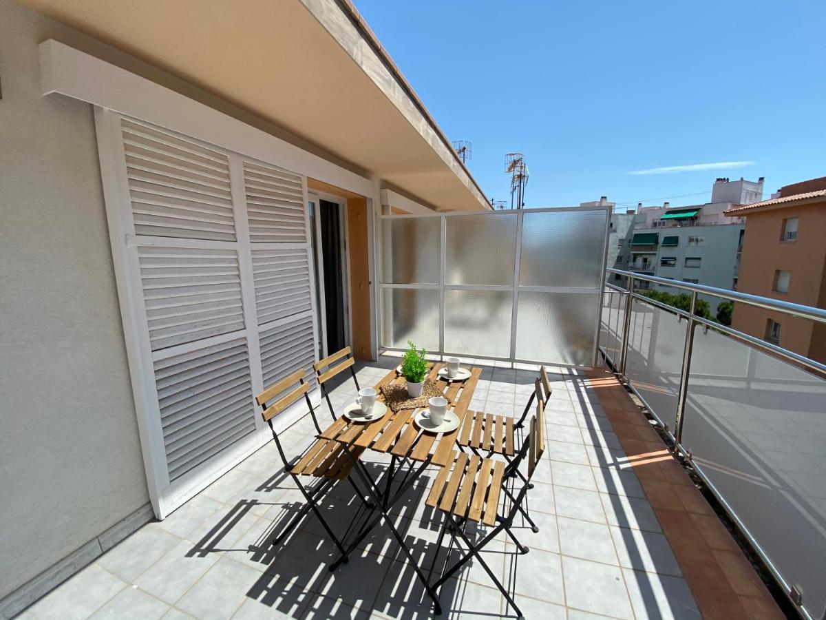 Apartamentos Ar Isern 블랑스 외부 사진