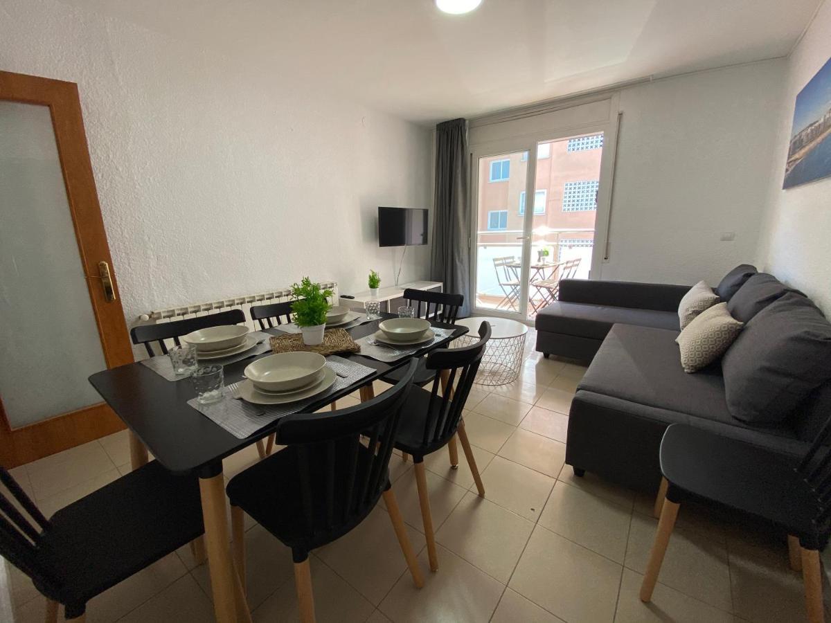 Apartamentos Ar Isern 블랑스 외부 사진