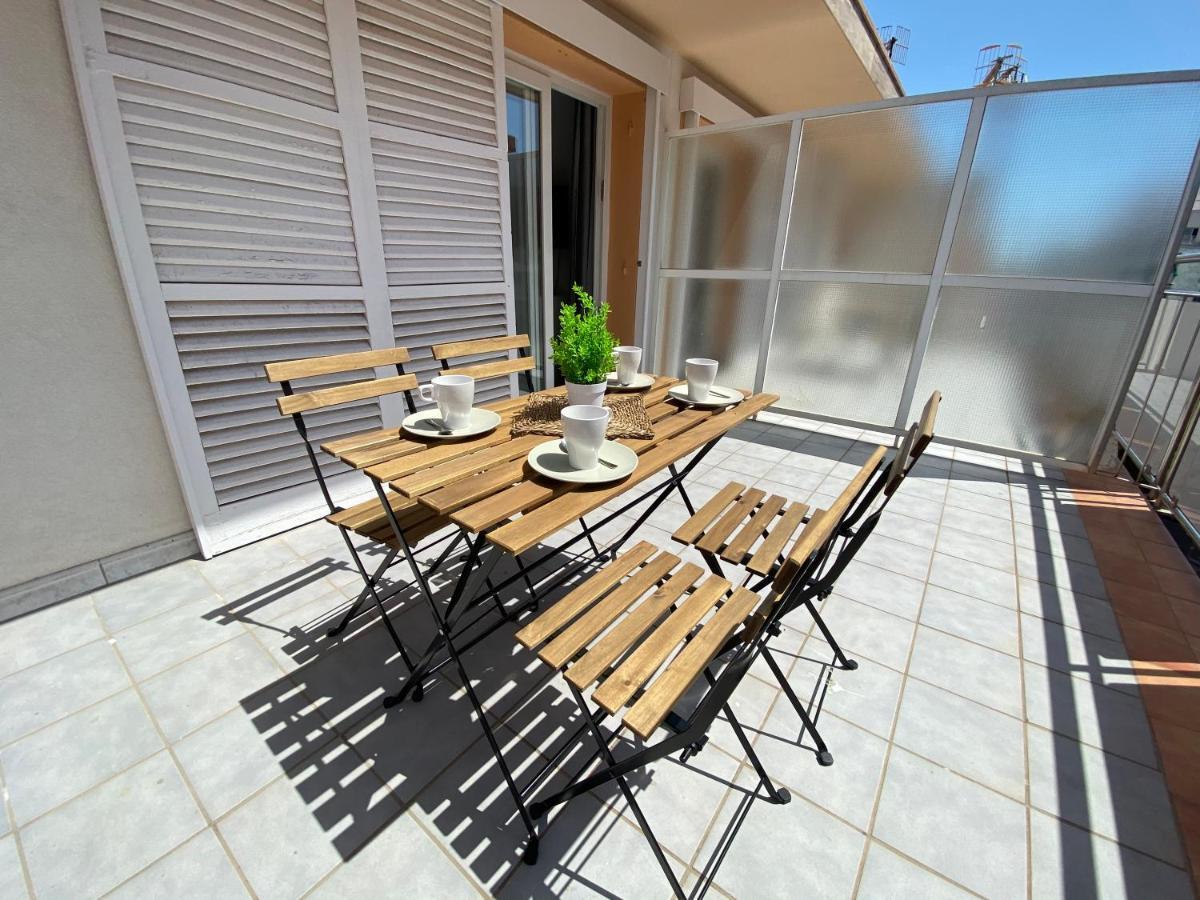 Apartamentos Ar Isern 블랑스 외부 사진