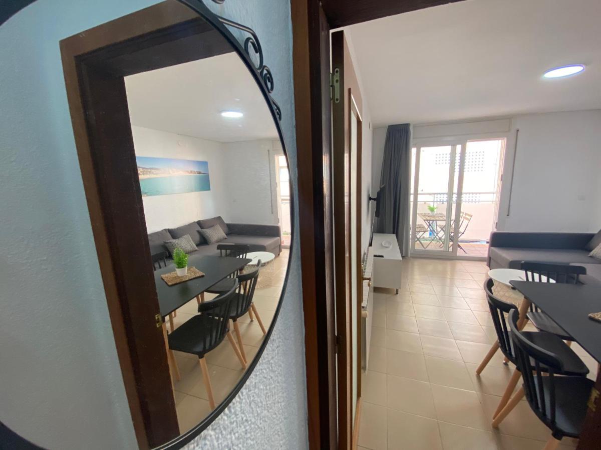 Apartamentos Ar Isern 블랑스 외부 사진